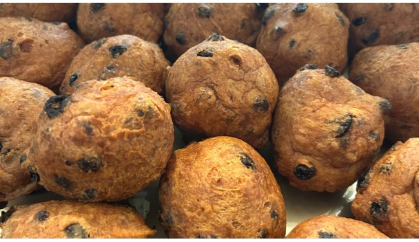 Oliebollen met Rozijnen